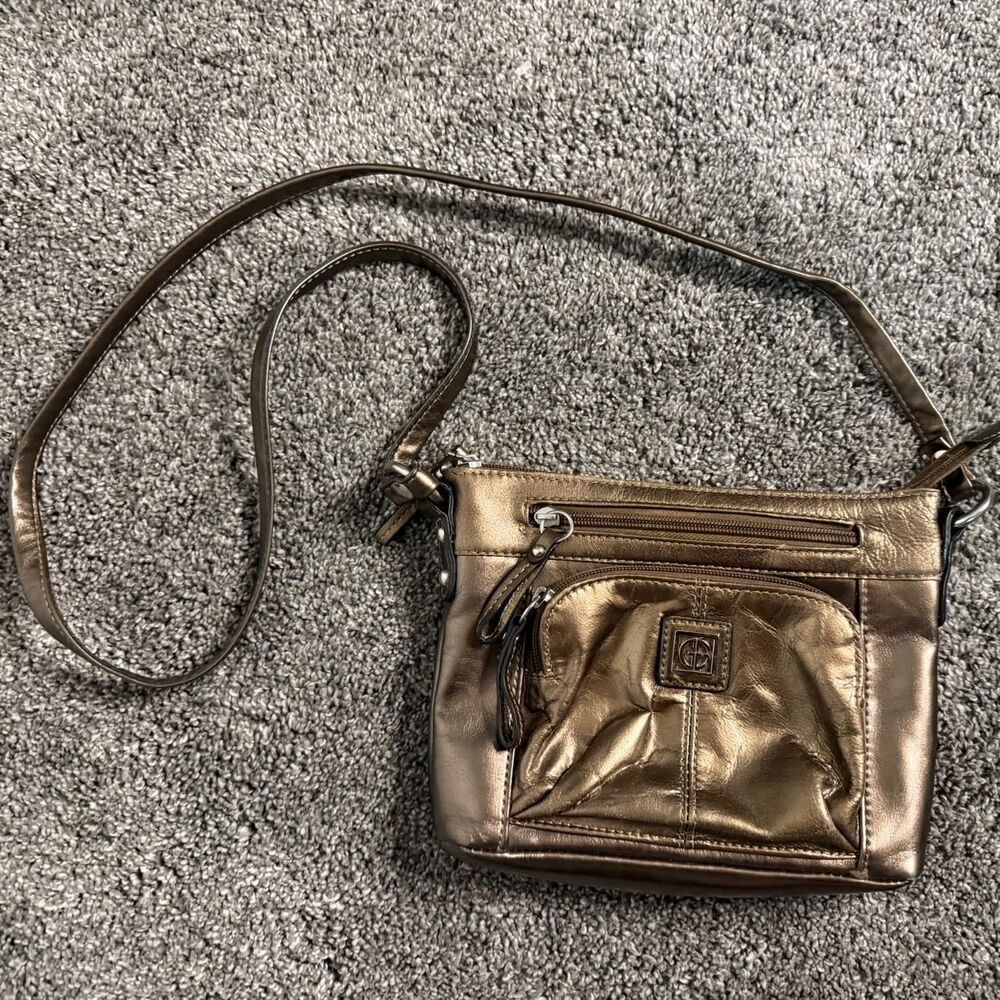Giani bernini Women's Gold Crossbody Purse
